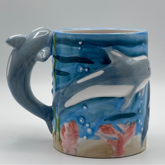 Sea World Dolphins 3D Ceramic Mug - Picture 4 of 9